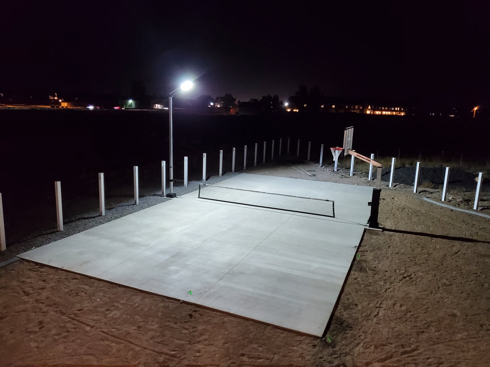 Dominator Basketball Court Light – Full Assembly