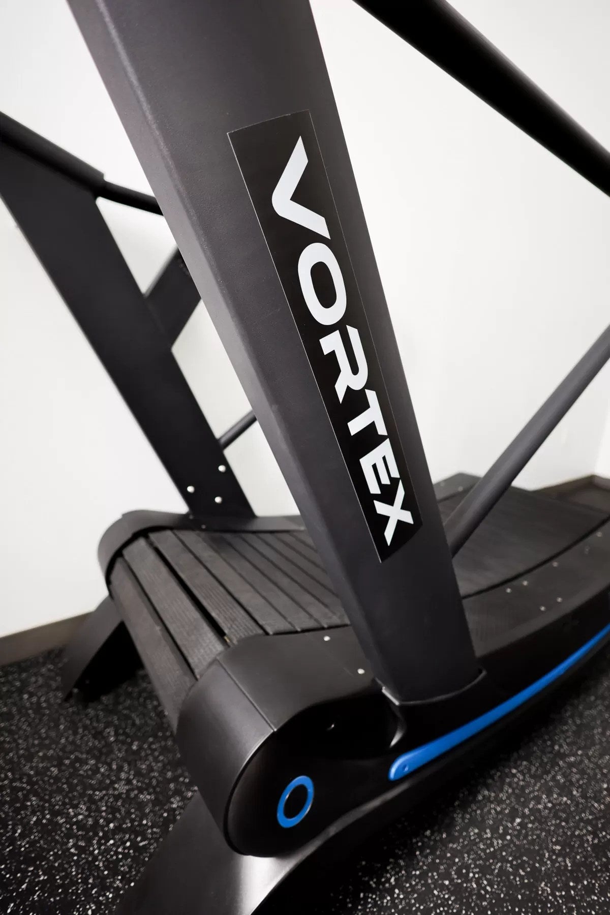 Vortex Curved treadmill CVX2500